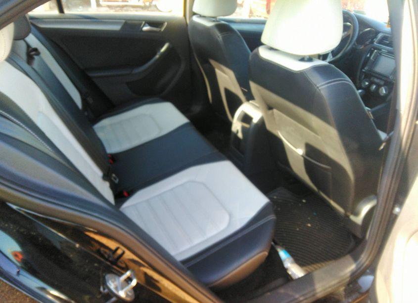 Photo 8 of 2016 Volkswagen Jetta 1.8T SPORT (VIN 3VWD17AJ3GM296604)