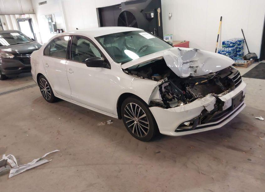 2016 Volkswagen Jetta 1.8T SPORT (VIN 3VWD17AJ3GM404879) main photo