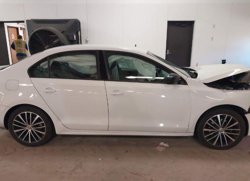 Photo 13 of 2016 Volkswagen Jetta 1.8T SPORT (VIN 3VWD17AJ3GM404879)