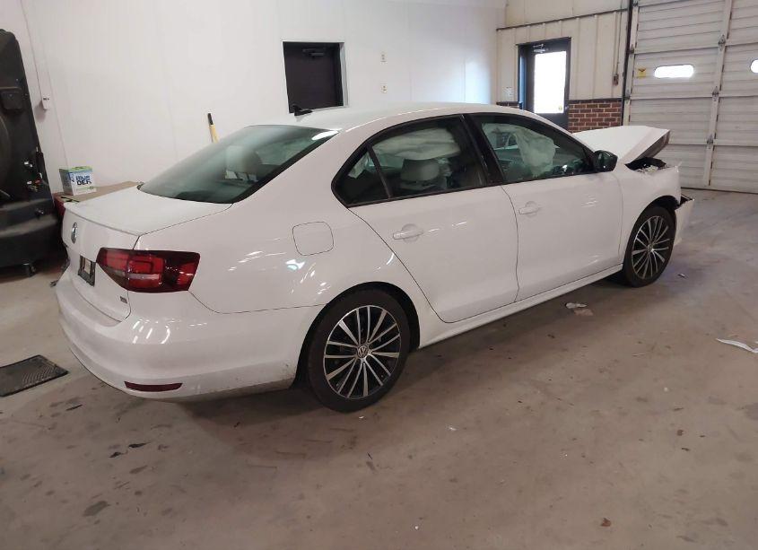Photo 4 of 2016 Volkswagen Jetta 1.8T SPORT (VIN 3VWD17AJ3GM404879)