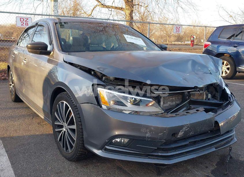 2016 Volkswagen Jetta 1.8T SPORT (VIN 3VWD17AJ3GM410519) main photo