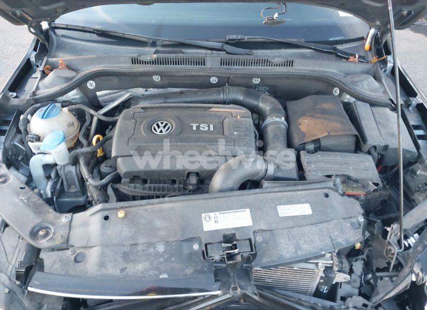 Photo 10 of 2016 Volkswagen Jetta 1.8T SPORT (VIN 3VWD17AJ3GM410519)