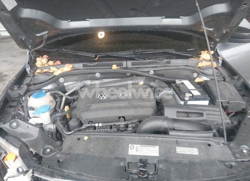 Photo 10 of 2016 Volkswagen Jetta 1.8T SPORT (VIN 3VWD17AJ3GM416482)