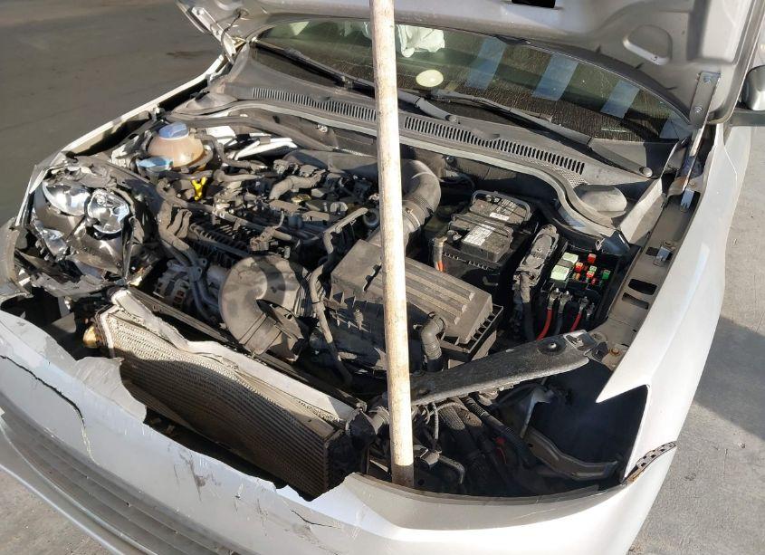 Photo 6 of 2014 Volkswagen Jetta 1.8T SE (VIN 3VWD17AJ4EM238983)