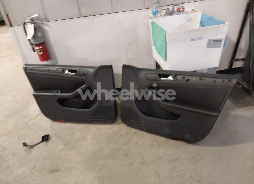 Photo 12 of 2014 Volkswagen Jetta 1.8T SE (VIN 3VWD17AJ4EM243990)