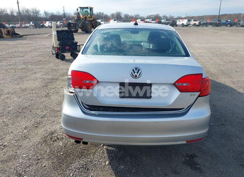 Photo 16 of 2014 Volkswagen Jetta 1.8T SE (VIN 3VWD17AJ4EM266248)