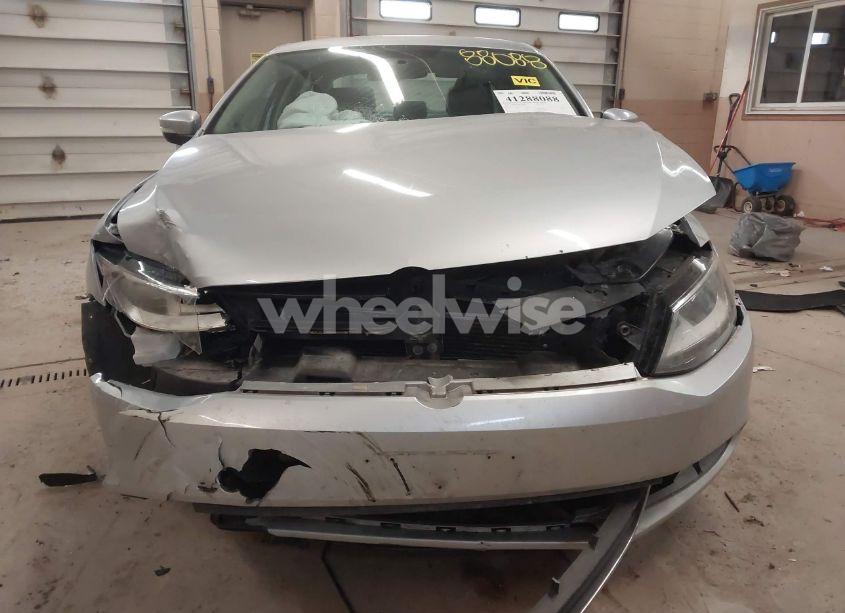 Photo 12 of 2014 Volkswagen Jetta 1.8T SE (VIN 3VWD17AJ4EM275208)