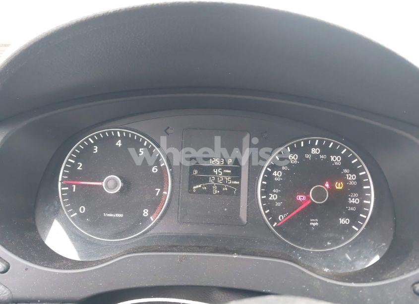 Photo 7 of 2014 Volkswagen Jetta 1.8T SE (VIN 3VWD17AJ4EM302357)