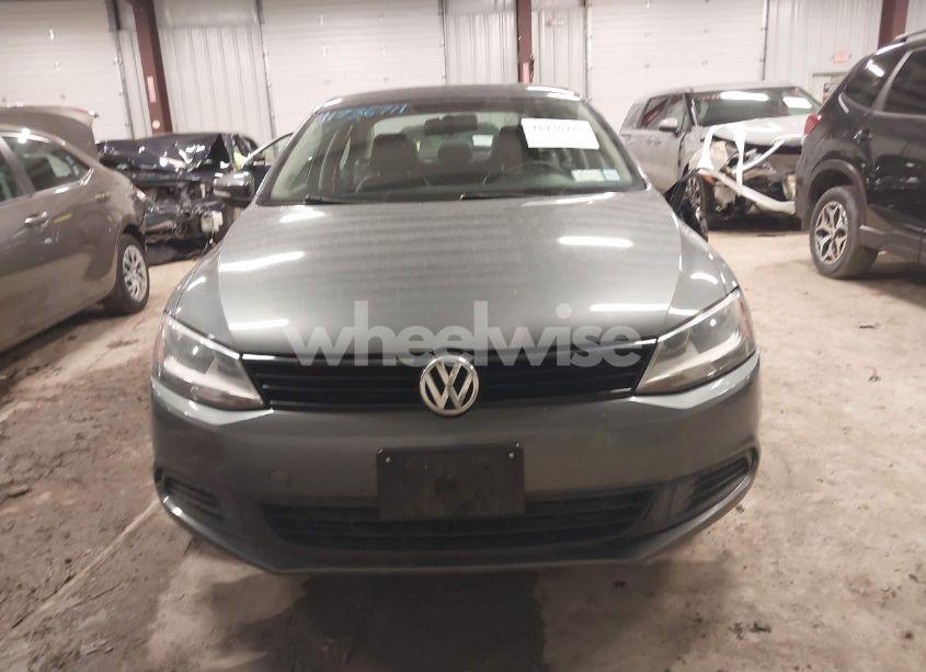 Photo 12 of 2014 Volkswagen Jetta 1.8T SE (VIN 3VWD17AJ4EM419453)