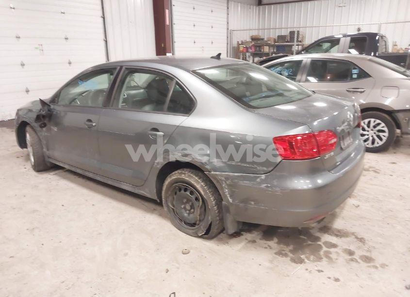 Photo 3 of 2014 Volkswagen Jetta 1.8T SE (VIN 3VWD17AJ4EM419453)