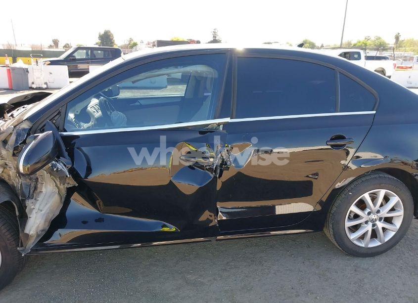 Photo 14 of 2014 Volkswagen Jetta 1.8T SE (VIN 3VWD17AJ4EM419839)