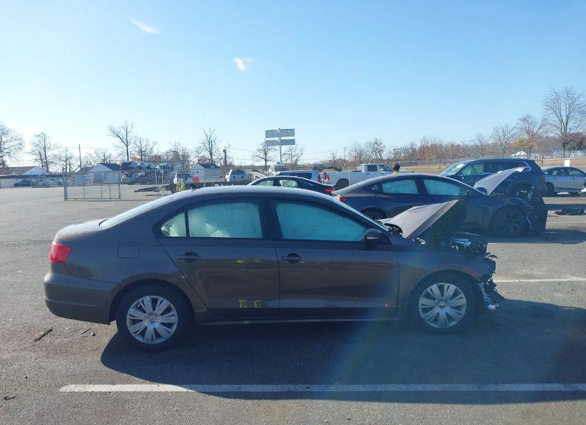 Photo 13 of 2014 Volkswagen Jetta 1.8T SE (VIN 3VWD17AJ4EM420490)