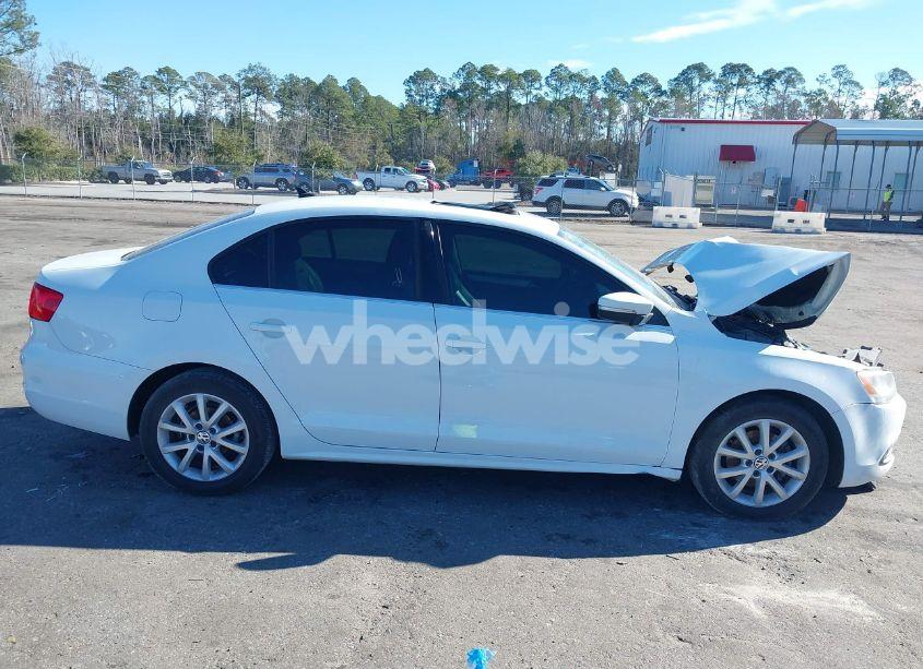 Photo 13 of 2014 Volkswagen Jetta 1.8T SE (VIN 3VWD17AJ4EM436155)