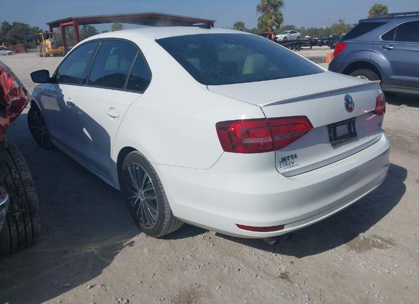 Photo 3 of 2015 Volkswagen Jetta 1.8T SPORT (VIN 3VWD17AJ4FM205094)