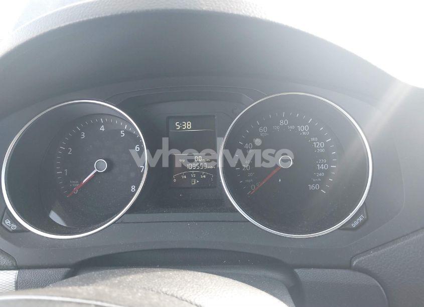 Photo 7 of 2015 Volkswagen Jetta 1.8T SE (VIN 3VWD17AJ4FM315885)