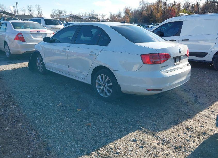 Photo 3 of 2015 Volkswagen Jetta 1.8T SE (VIN 3VWD17AJ4FM352449)