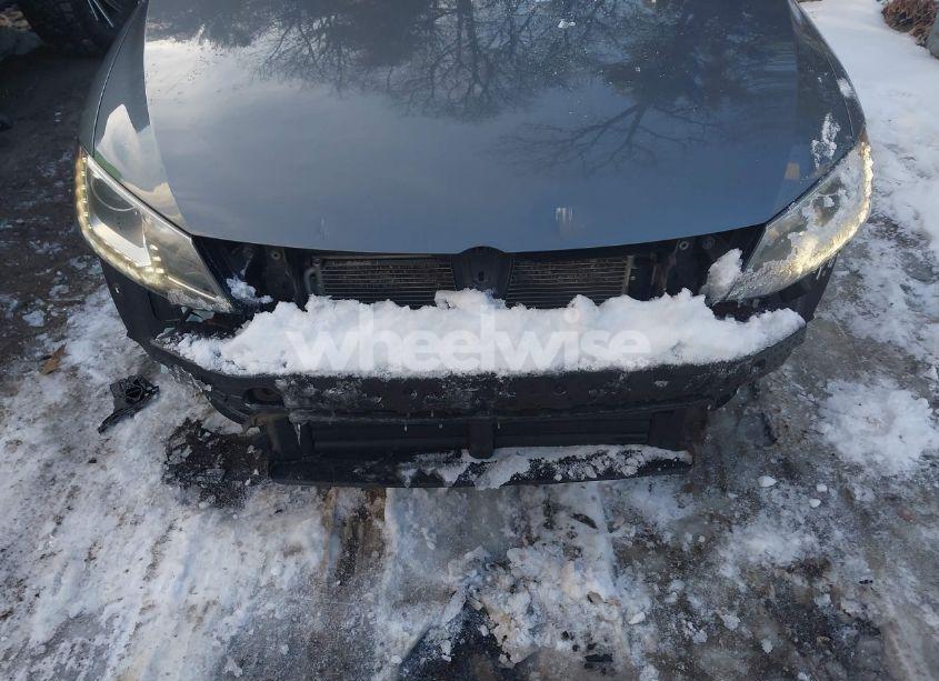 Photo 6 of 2015 Volkswagen Jetta 1.8T SE (VIN 3VWD17AJ4FM405991)