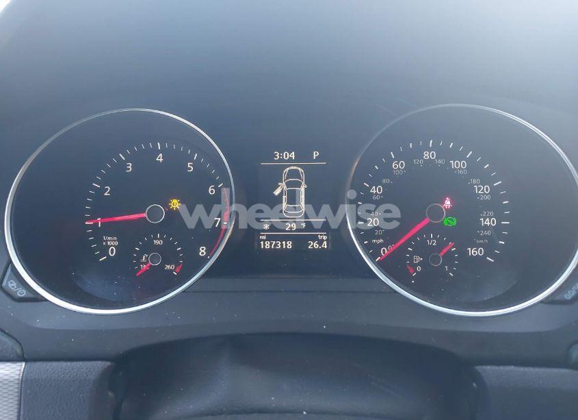 Photo 7 of 2015 Volkswagen Jetta 1.8T SE (VIN 3VWD17AJ4FM405991)