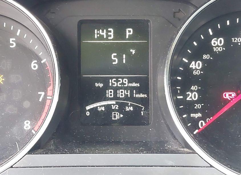 Photo 15 of 2015 Volkswagen Jetta 1.8T SE (VIN 3VWD17AJ4FM424119)