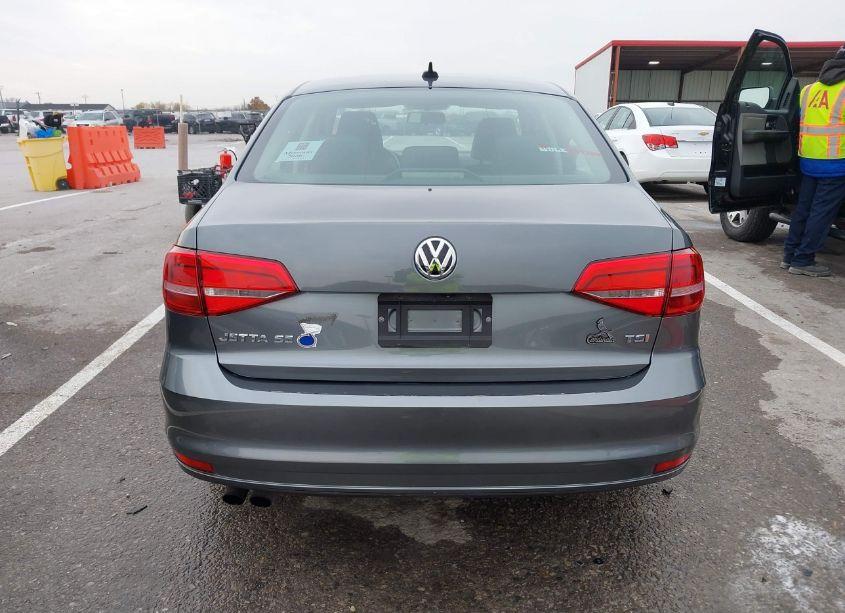 Photo 16 of 2015 Volkswagen Jetta 1.8T SE (VIN 3VWD17AJ4FM424119)