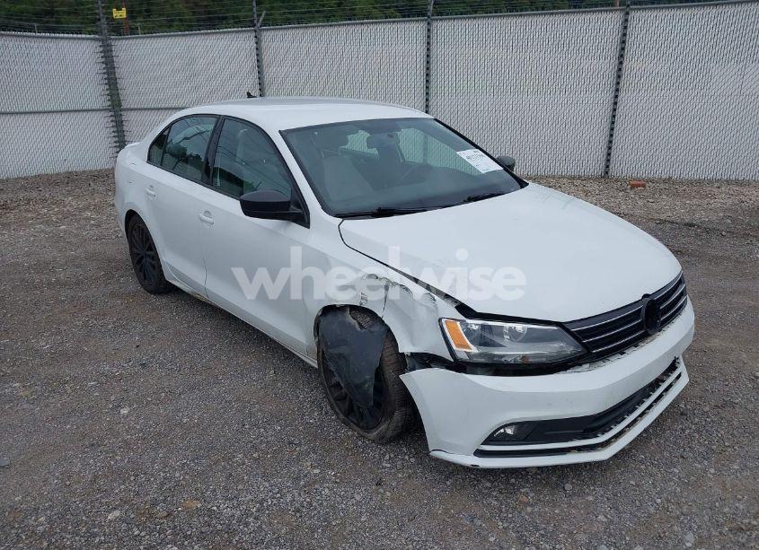 2016 Volkswagen Jetta 1.8T SPORT (VIN 3VWD17AJ4GM240476) main photo