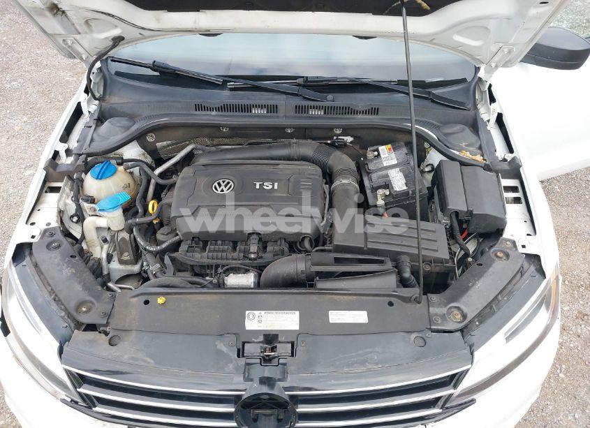 Photo 10 of 2016 Volkswagen Jetta 1.8T SPORT (VIN 3VWD17AJ4GM240476)