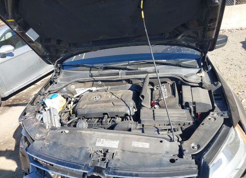 Photo 10 of 2016 Volkswagen Jetta 1.8T SPORT (VIN 3VWD17AJ4GM255561)