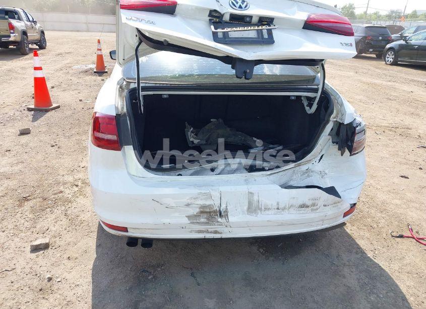 Photo 16 of 2016 Volkswagen Jetta 1.8T SPORT (VIN 3VWD17AJ4GM259481)