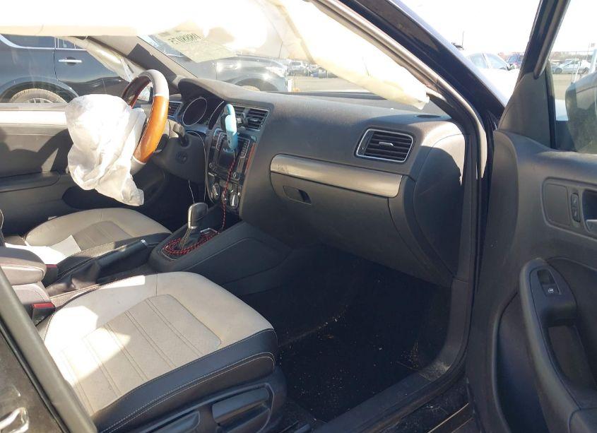 Photo 5 of 2016 Volkswagen Jetta 1.8T SPORT (VIN 3VWD17AJ4GM294814)