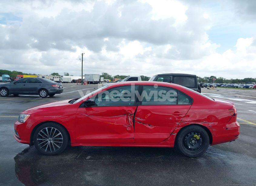 Photo 6 of 2016 Volkswagen Jetta 1.8T SPORT (VIN 3VWD17AJ4GM296210)