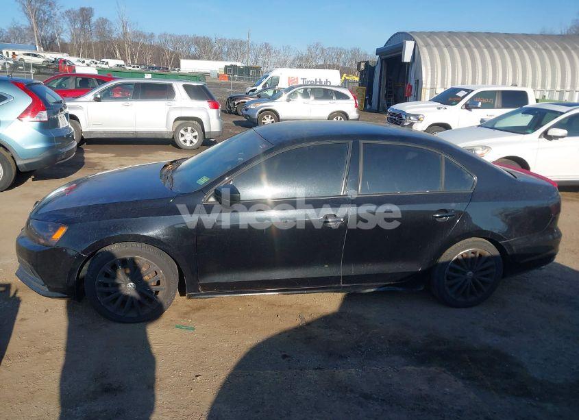 Photo 14 of 2016 Volkswagen Jetta 1.8T SPORT (VIN 3VWD17AJ4GM297096)