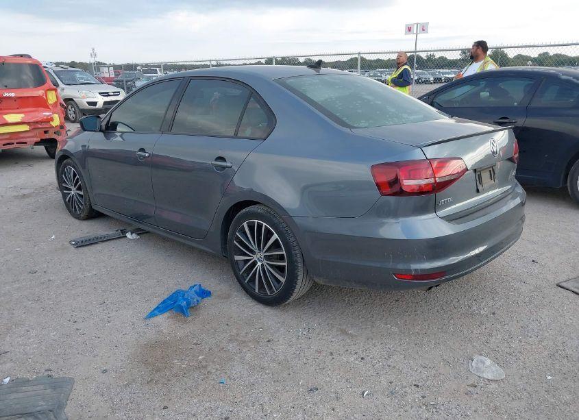 Photo 3 of 2016 Volkswagen Jetta 1.8T SPORT (VIN 3VWD17AJ4GM345325)