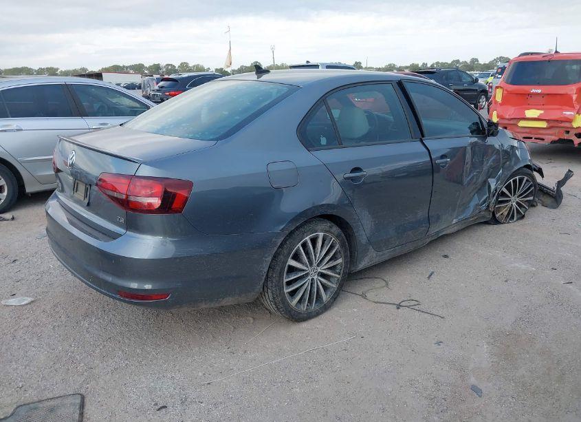 Photo 4 of 2016 Volkswagen Jetta 1.8T SPORT (VIN 3VWD17AJ4GM345325)