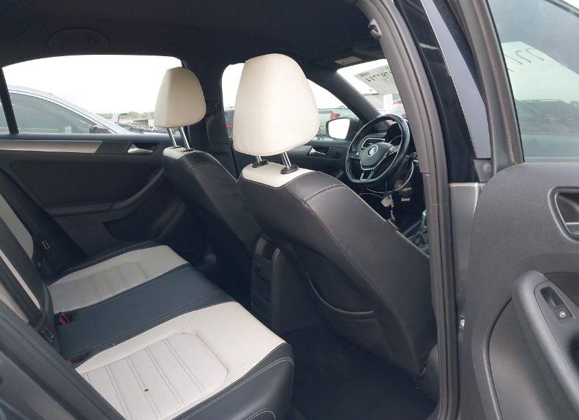 Photo 8 of 2016 Volkswagen Jetta 1.8T SPORT (VIN 3VWD17AJ4GM345325)