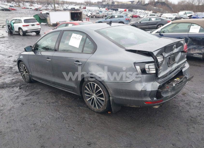 Photo 3 of 2016 Volkswagen Jetta 1.8T SPORT (VIN 3VWD17AJ4GM376090)