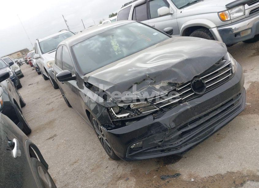 2016 Volkswagen Jetta 1.8T SPORT (VIN 3VWD17AJ4GM396856) main photo