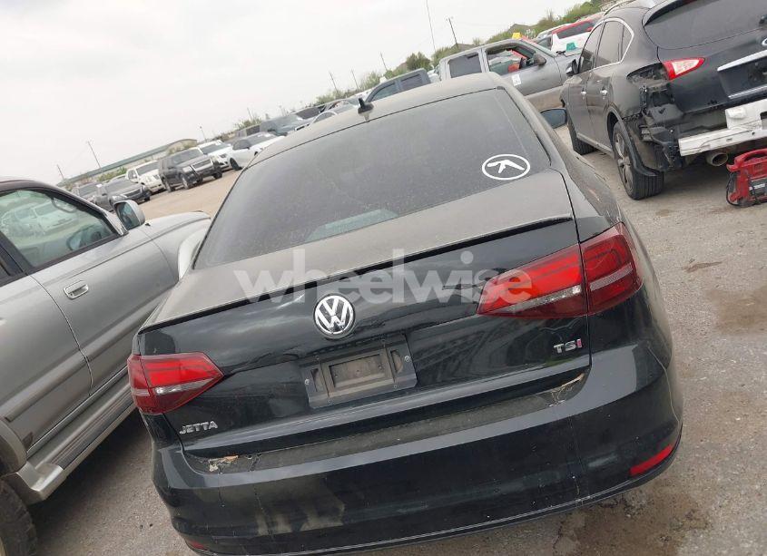 Photo 16 of 2016 Volkswagen Jetta 1.8T SPORT (VIN 3VWD17AJ4GM396856)