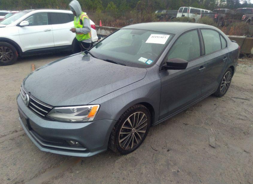 Photo 2 of 2016 Volkswagen Jetta 1.8T SPORT (VIN 3VWD17AJ4GM411579)