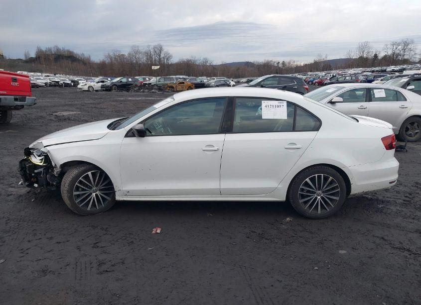 Photo 14 of 2017 Volkswagen Jetta 1.8T SPORT (VIN 3VWD17AJ4HM299318)