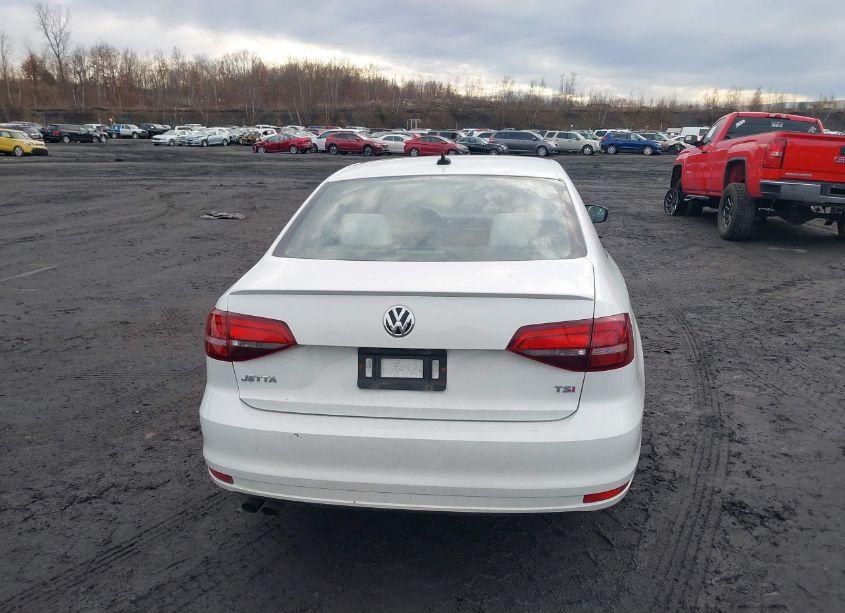 Photo 16 of 2017 Volkswagen Jetta 1.8T SPORT (VIN 3VWD17AJ4HM299318)