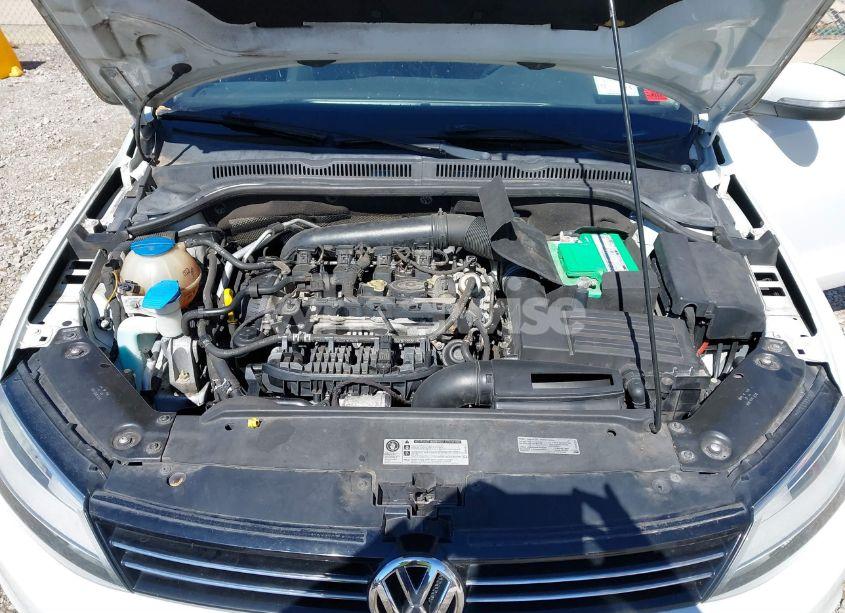 Photo 10 of 2014 Volkswagen Jetta 1.8T SE (VIN 3VWD17AJ5EM260720)