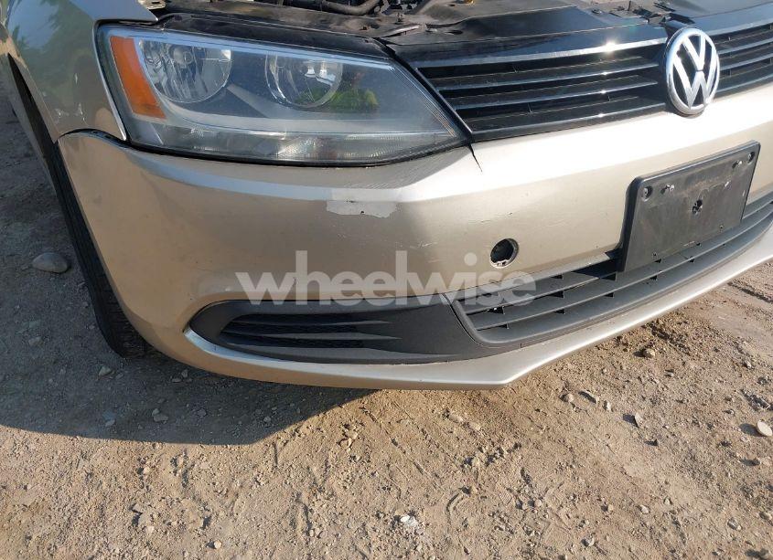 Photo 13 of 2014 Volkswagen Jetta 1.8T SE (VIN 3VWD17AJ5EM273418)