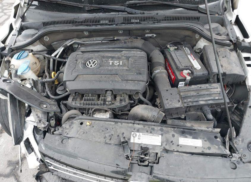 Photo 10 of 2014 Volkswagen Jetta 1.8T SE (VIN 3VWD17AJ5EM301783)