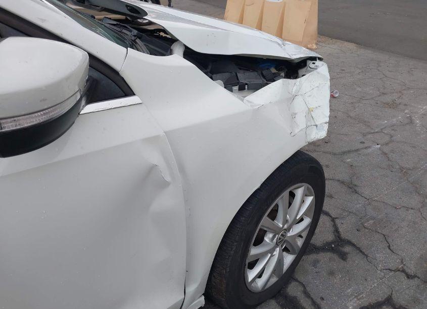 Photo 15 of 2014 Volkswagen Jetta 1.8T SE (VIN 3VWD17AJ5EM301783)