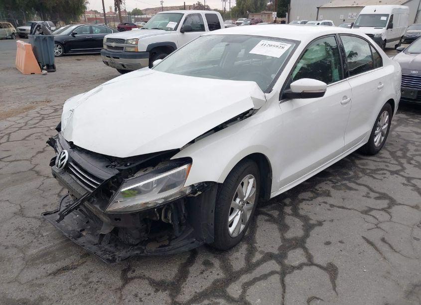 Photo 2 of 2014 Volkswagen Jetta 1.8T SE (VIN 3VWD17AJ5EM301783)