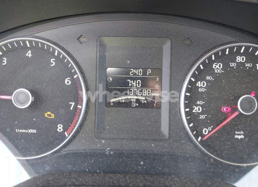 Photo 7 of 2014 Volkswagen Jetta 1.8T SE (VIN 3VWD17AJ5EM314985)