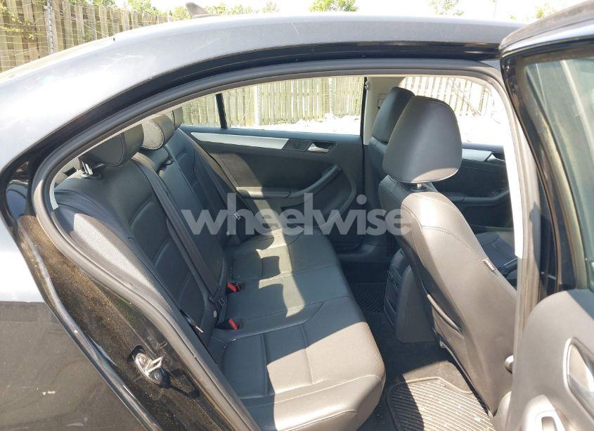 Photo 8 of 2014 Volkswagen Jetta 1.8T SE (VIN 3VWD17AJ5EM393249)