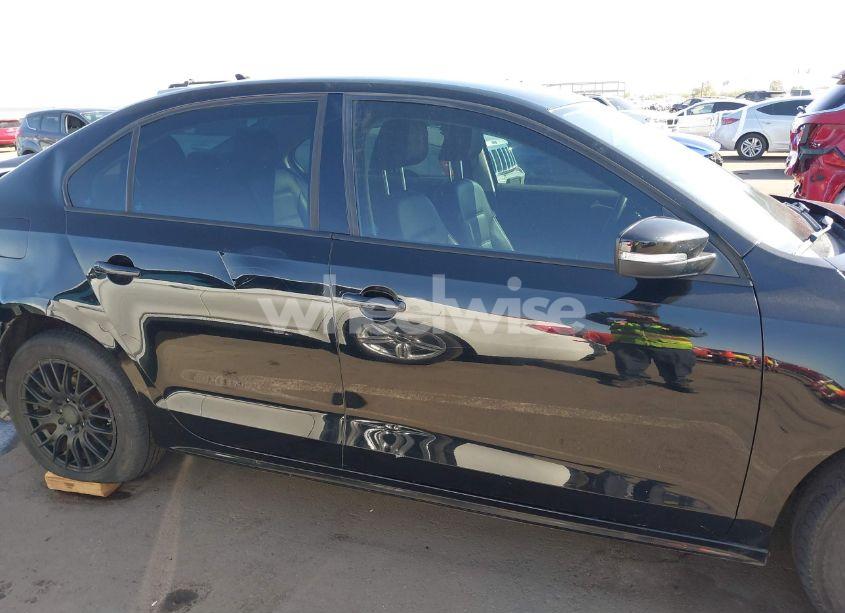 Photo 13 of 2014 Volkswagen Jetta 1.8T SE (VIN 3VWD17AJ5EM415959)