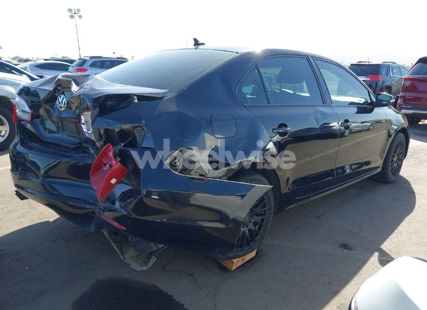 Photo 4 of 2014 Volkswagen Jetta 1.8T SE (VIN 3VWD17AJ5EM415959)