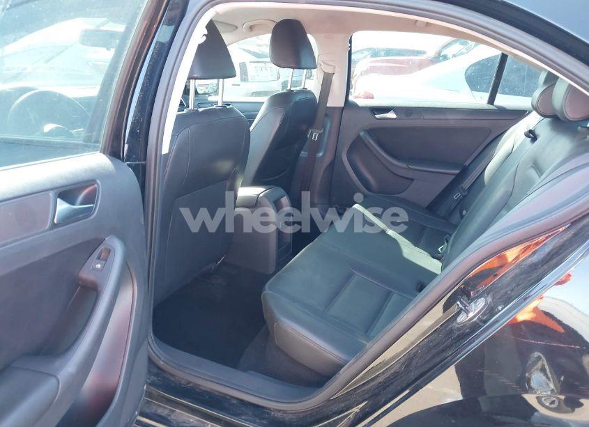 Photo 8 of 2014 Volkswagen Jetta 1.8T SE (VIN 3VWD17AJ5EM415959)